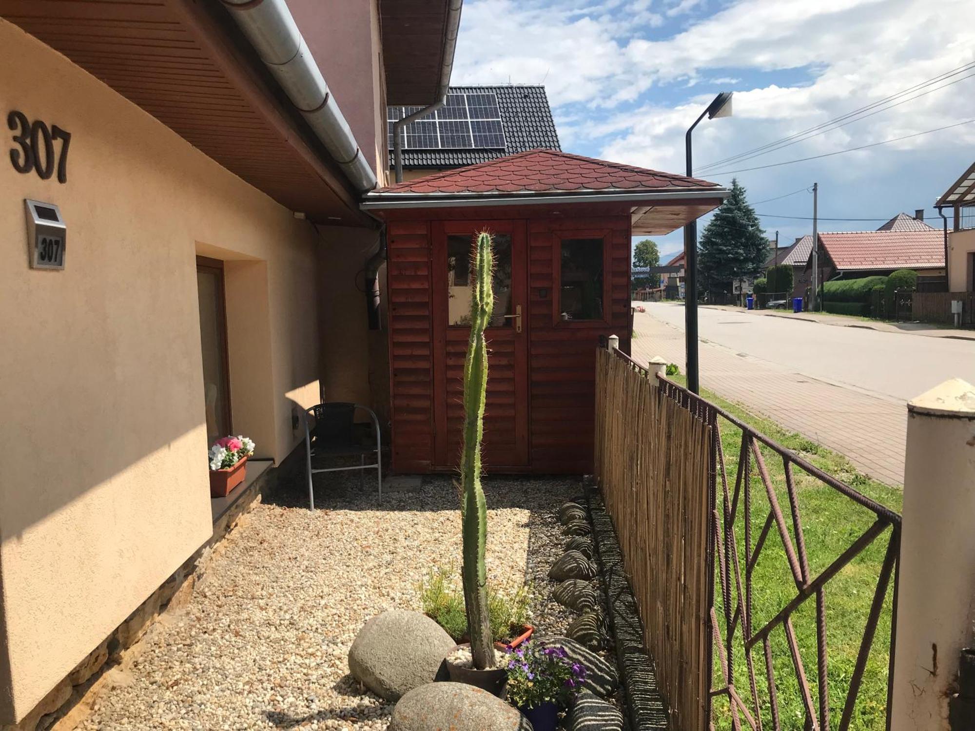 Appartement Privat Mini 307 à Bešeňová Extérieur photo